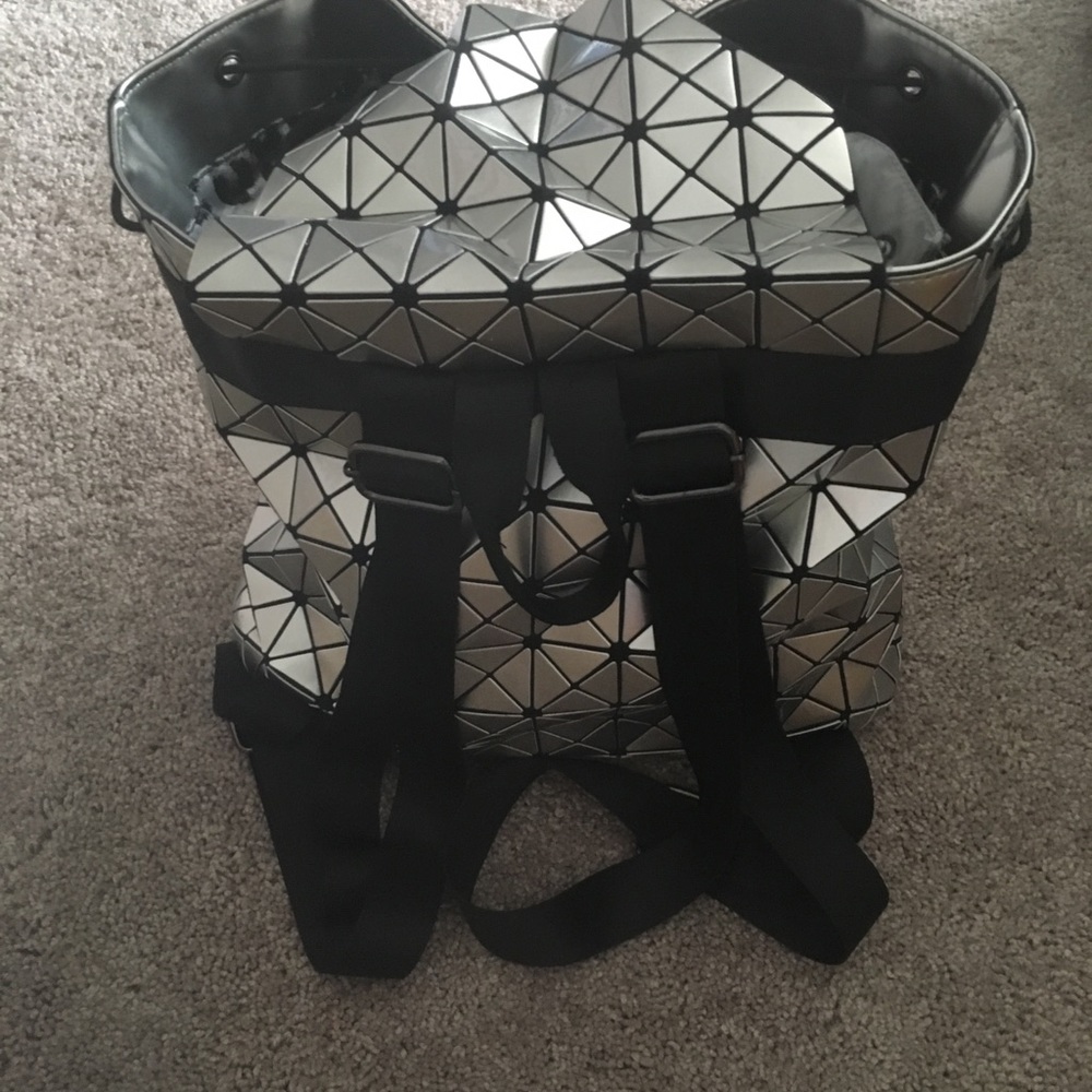 Silver Backpack - Picture 5 of 8